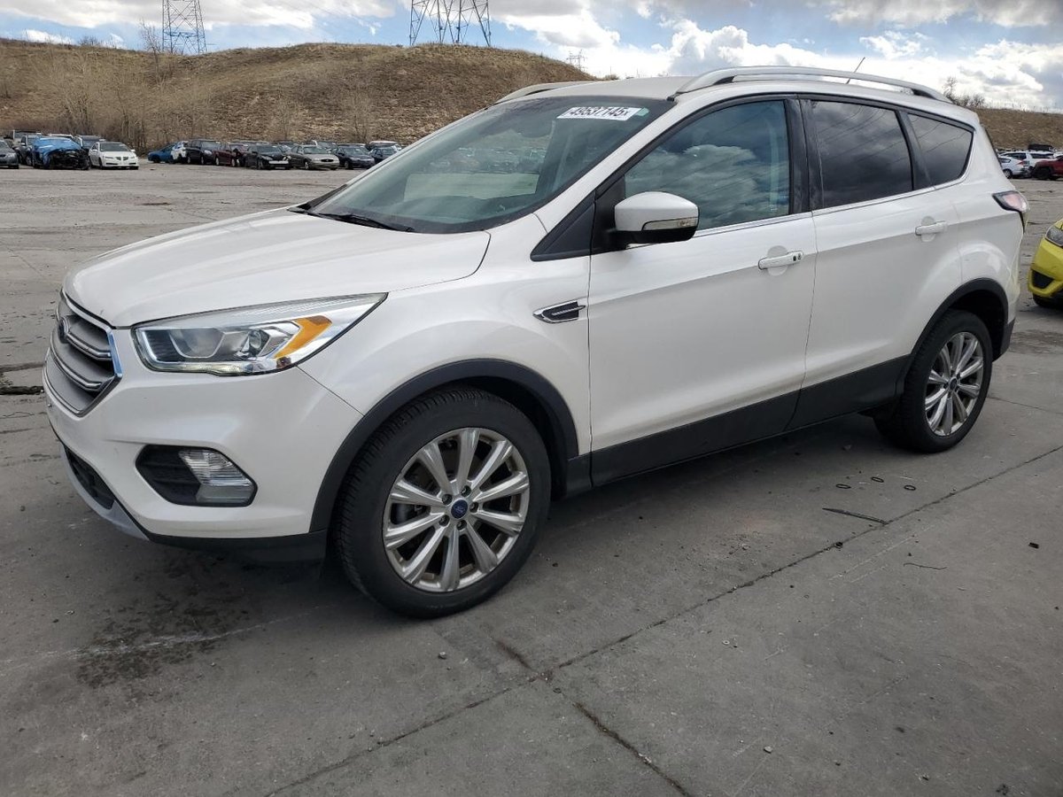 FORD ESCAPE , 2017