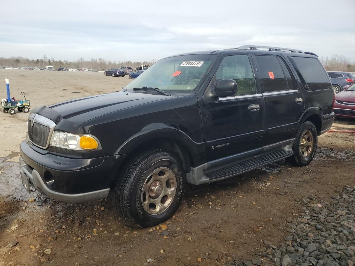 LINCOLN NAVIGATOR , 2001