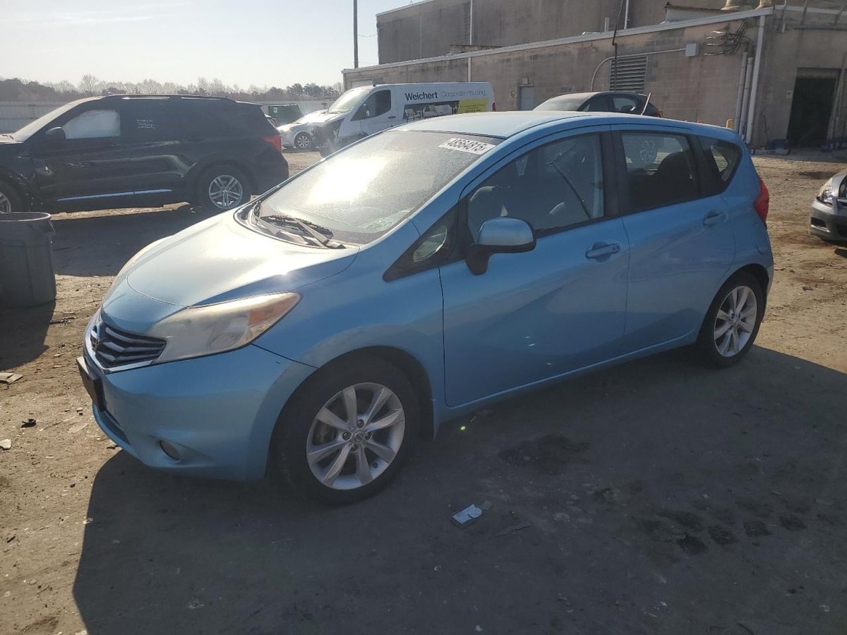 NISSAN VERSA , 2014