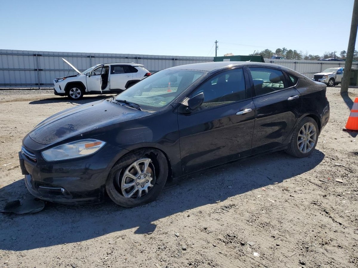 DODGE  DART , 2013