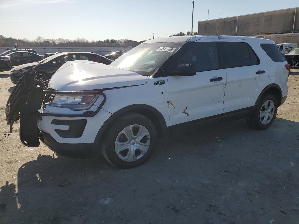 FORD EXPLORER , 2016