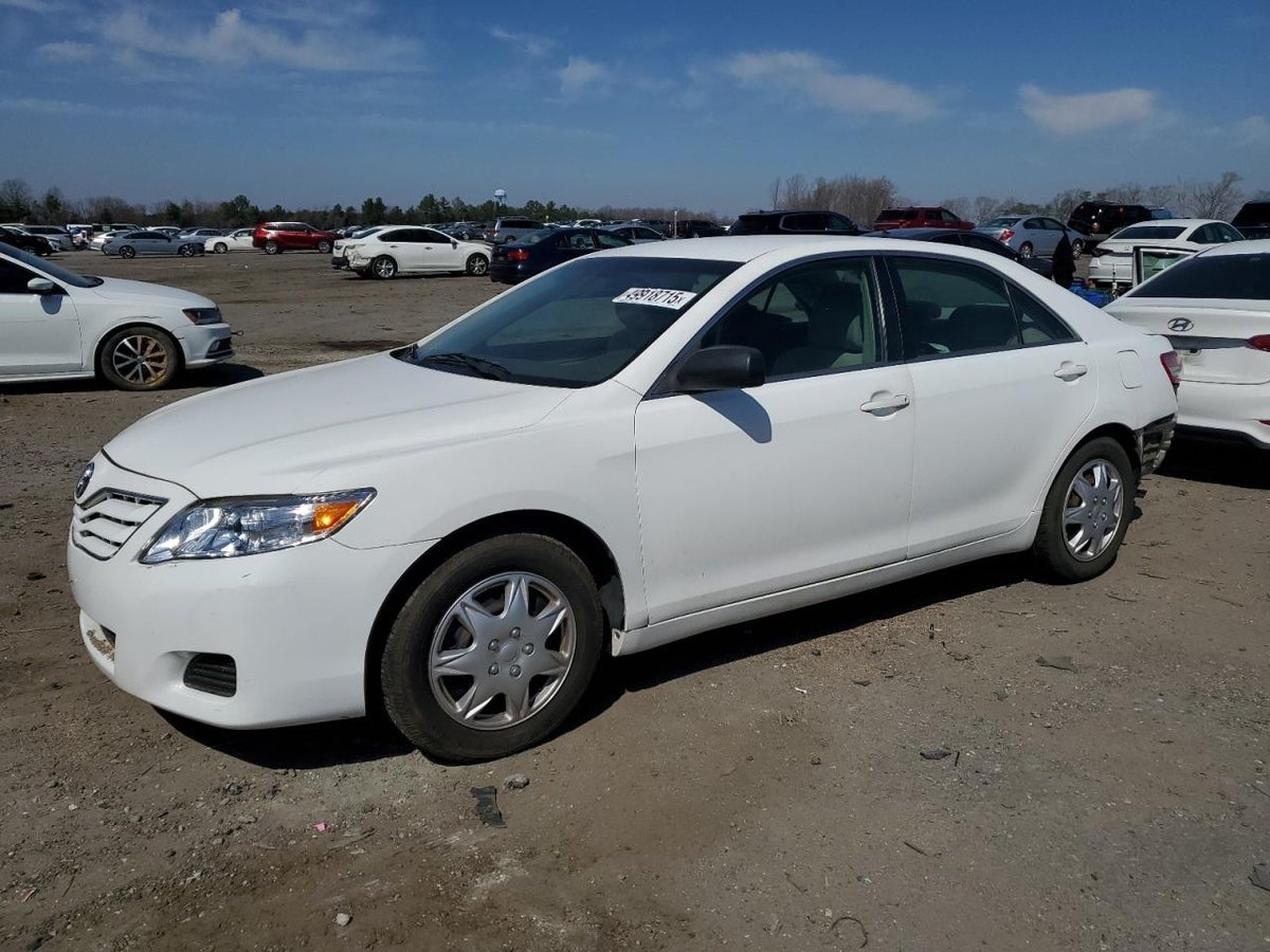 TOYOTA CAMRY , 2010