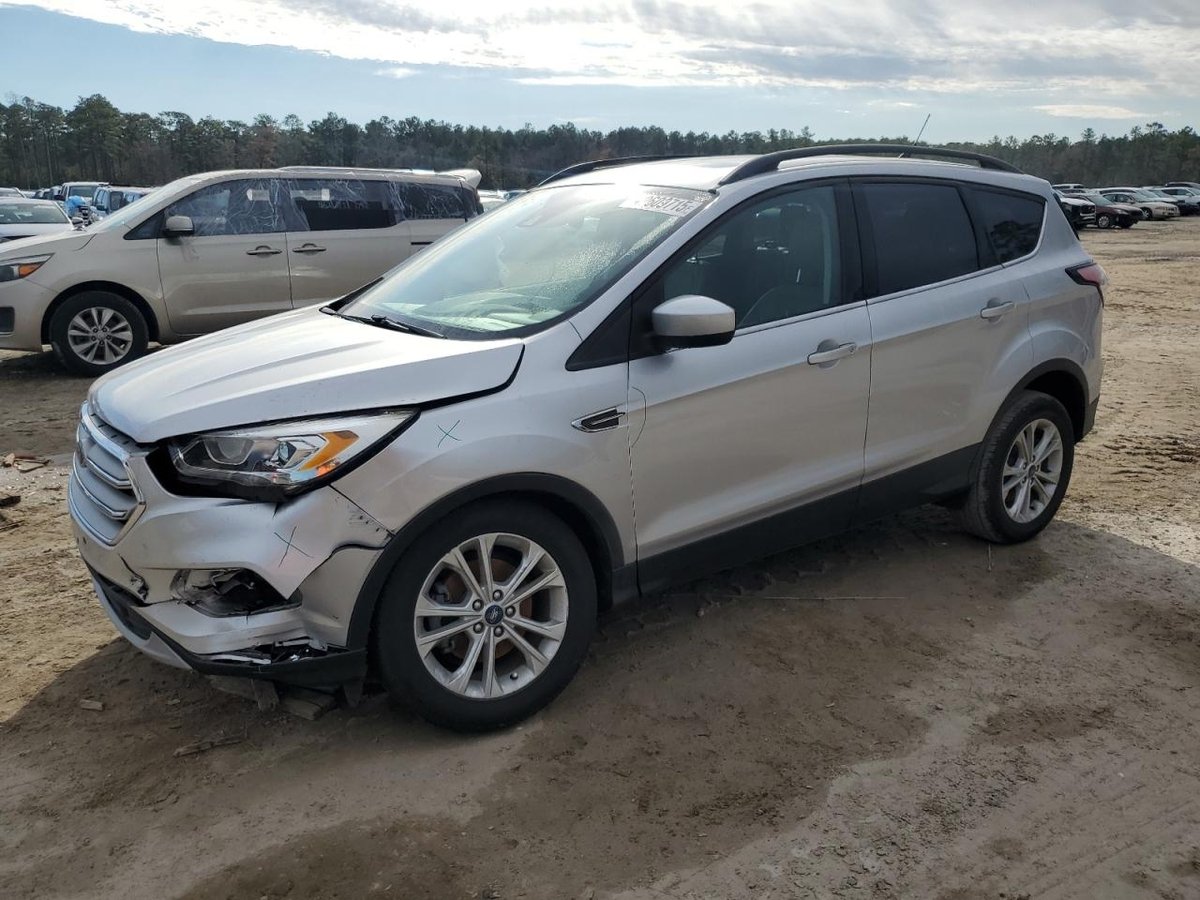 FORD ESCAPE , 2018
