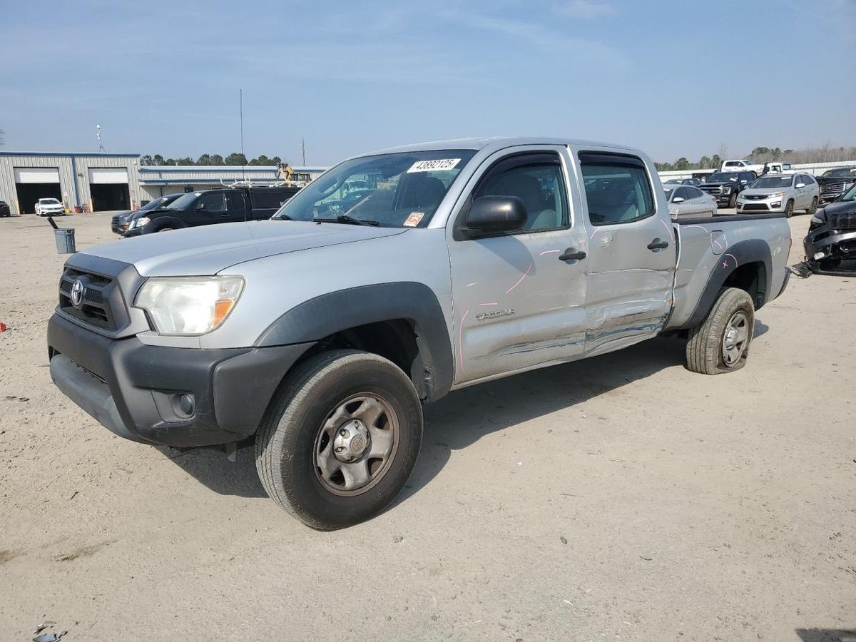 TOYOTA TACOMA , 2013