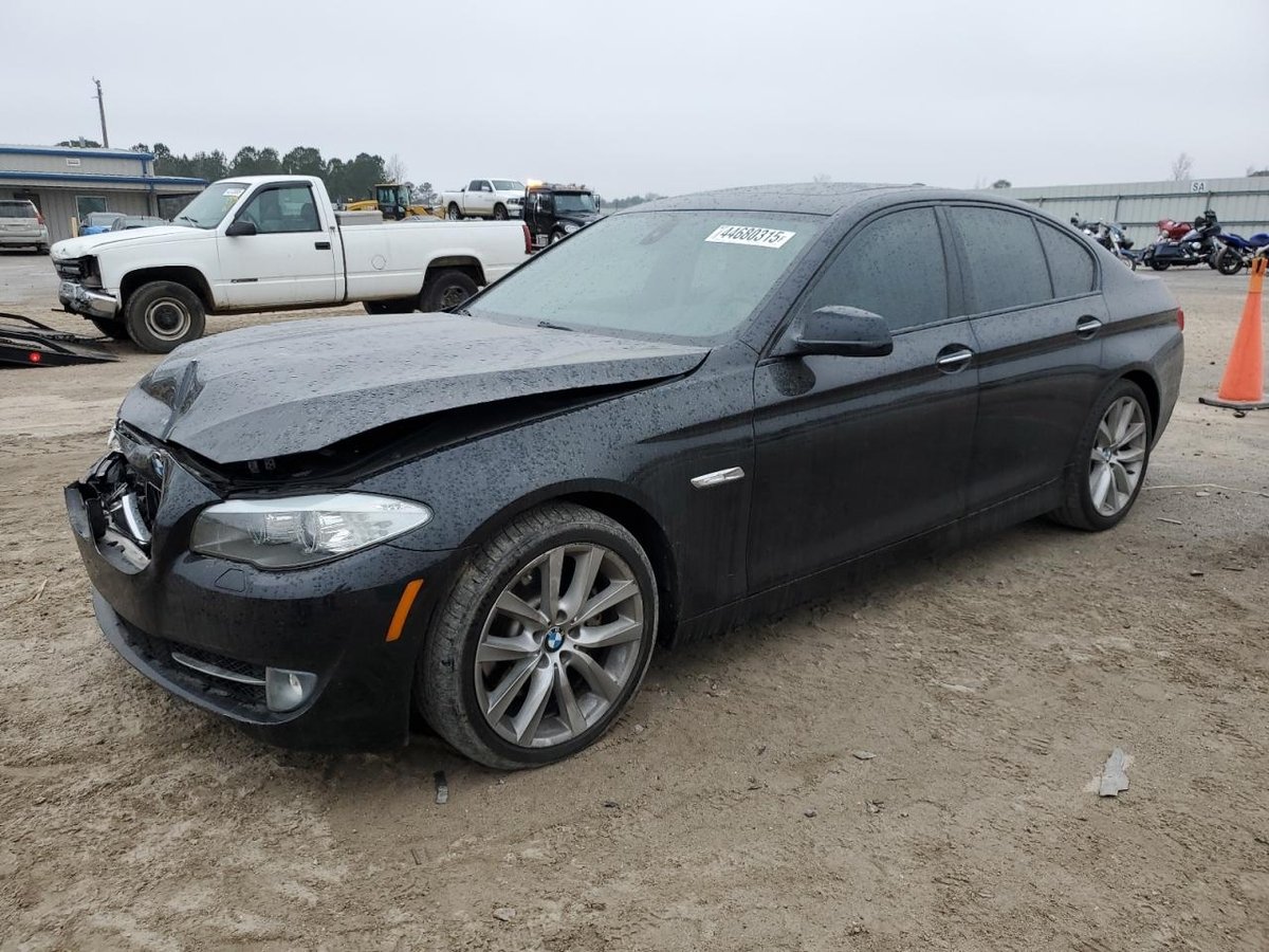 BMW 5 SERIES , 2012