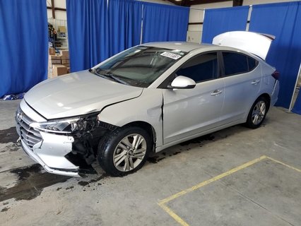 ELANTRA 
