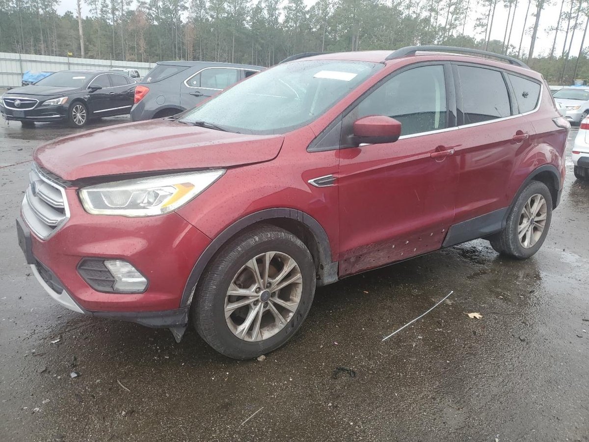 FORD ESCAPE , 2017