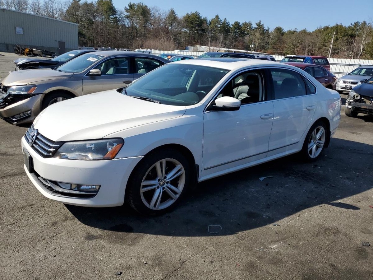 VOLKSWAGEN  PASSAT , 2015