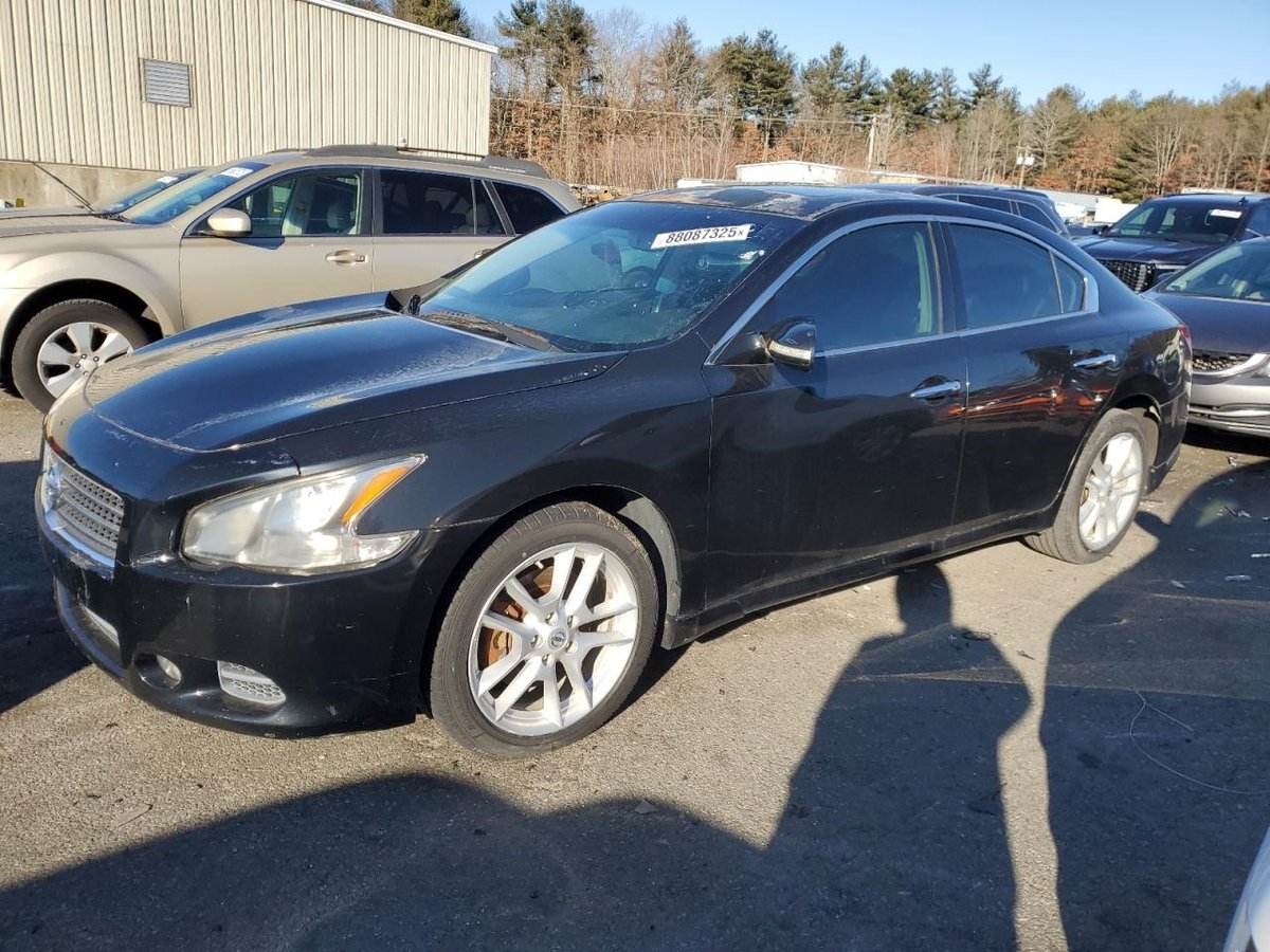 NISSAN MAXIMA , 2009