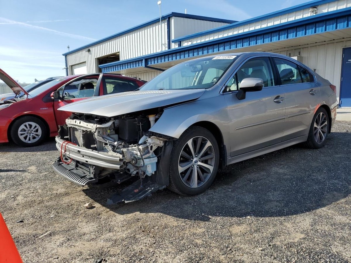 SUBARU LEGACY , 2016