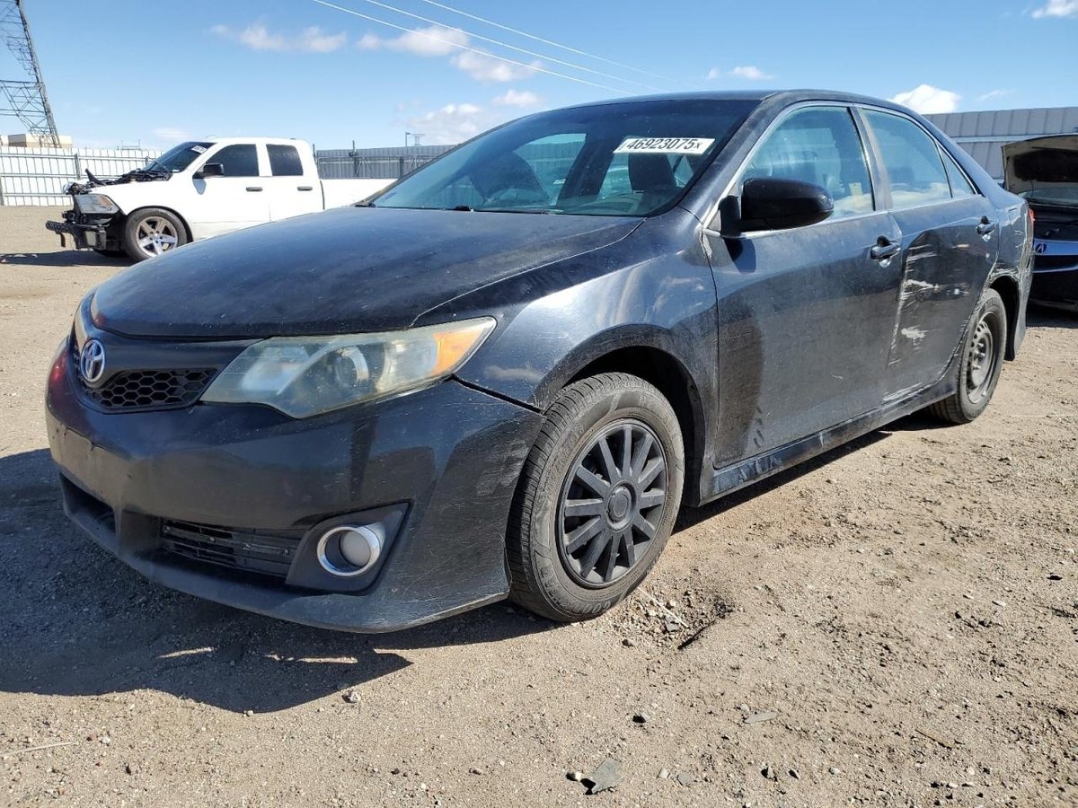 TOYOTA CAMRY , 2013