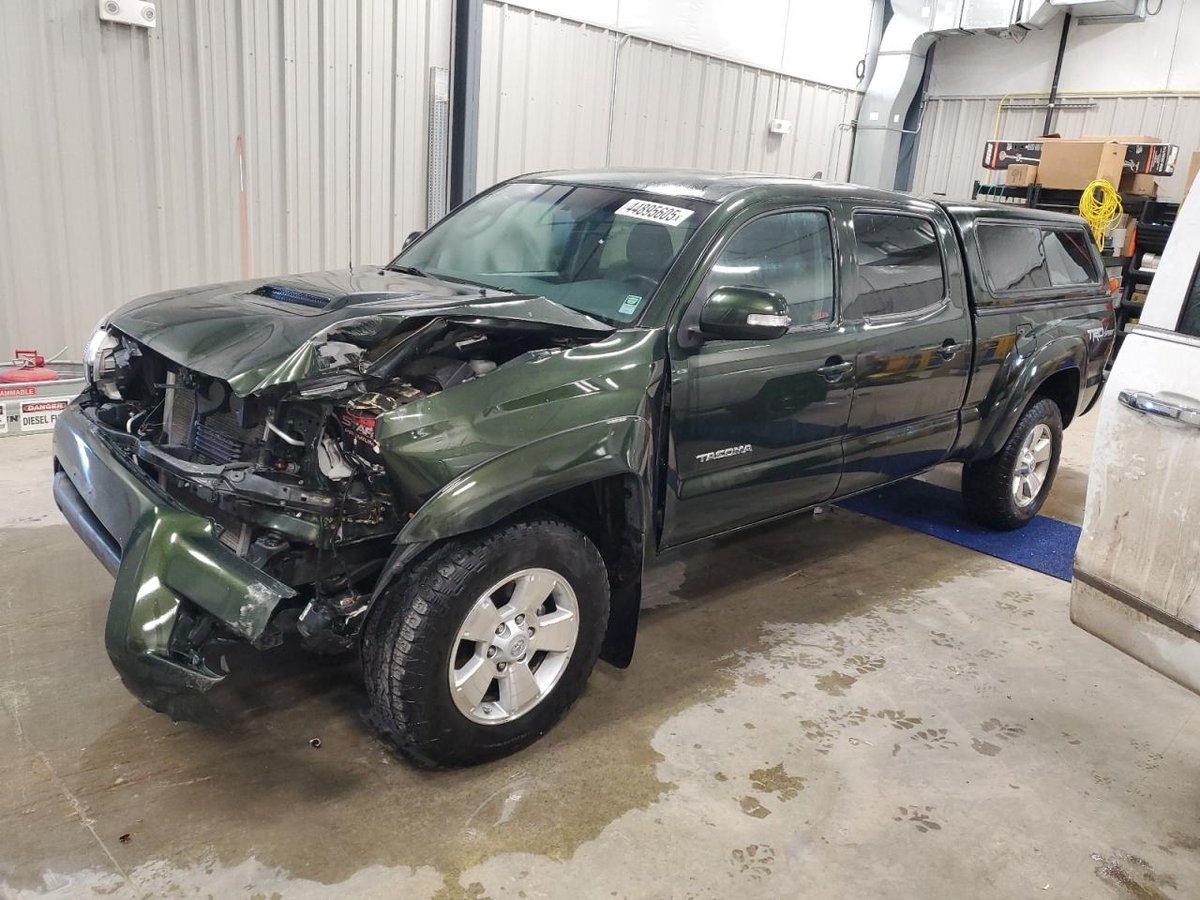 TOYOTA TACOMA , 2014