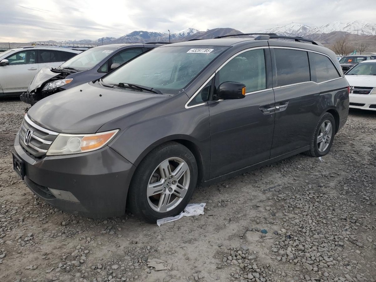 HONDA ODYSSEY , 2013