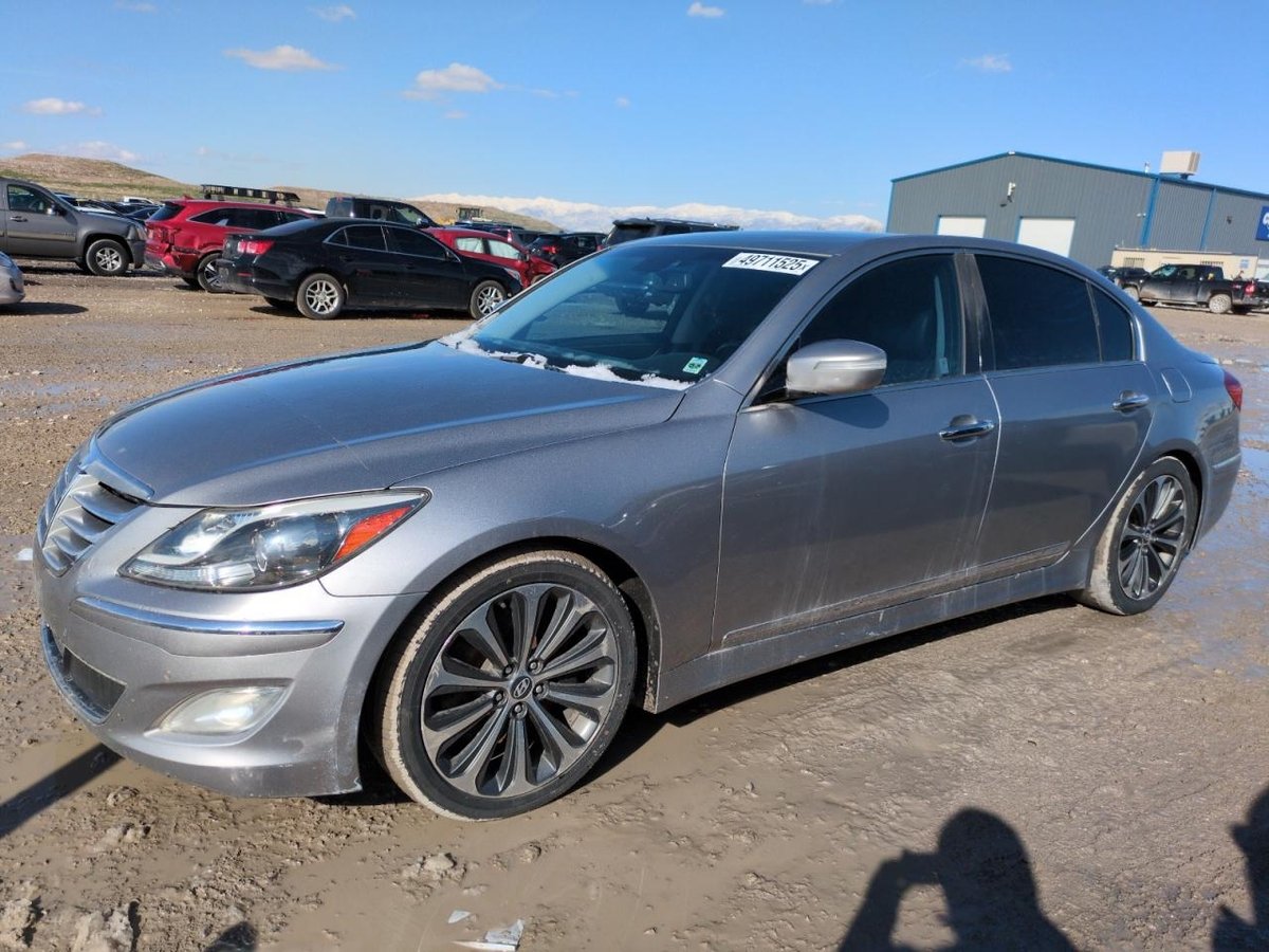 HYUNDAI GENESIS , 2012