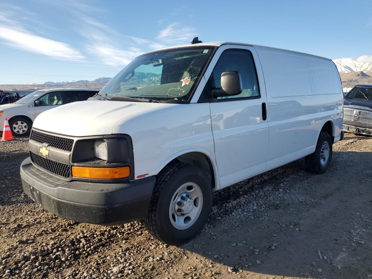 CHEVROLET EXPRESS , 2017