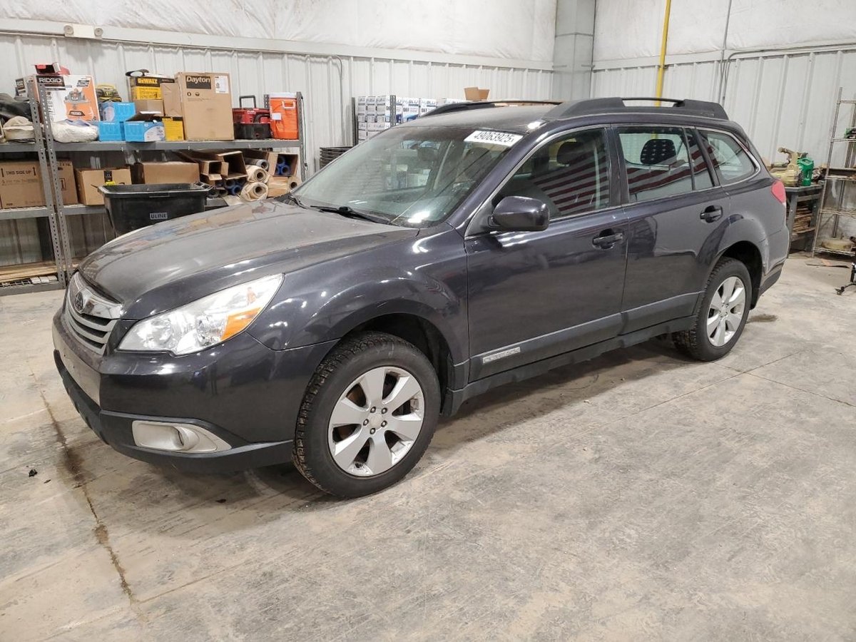 SUBARU OUTBACK , 2012