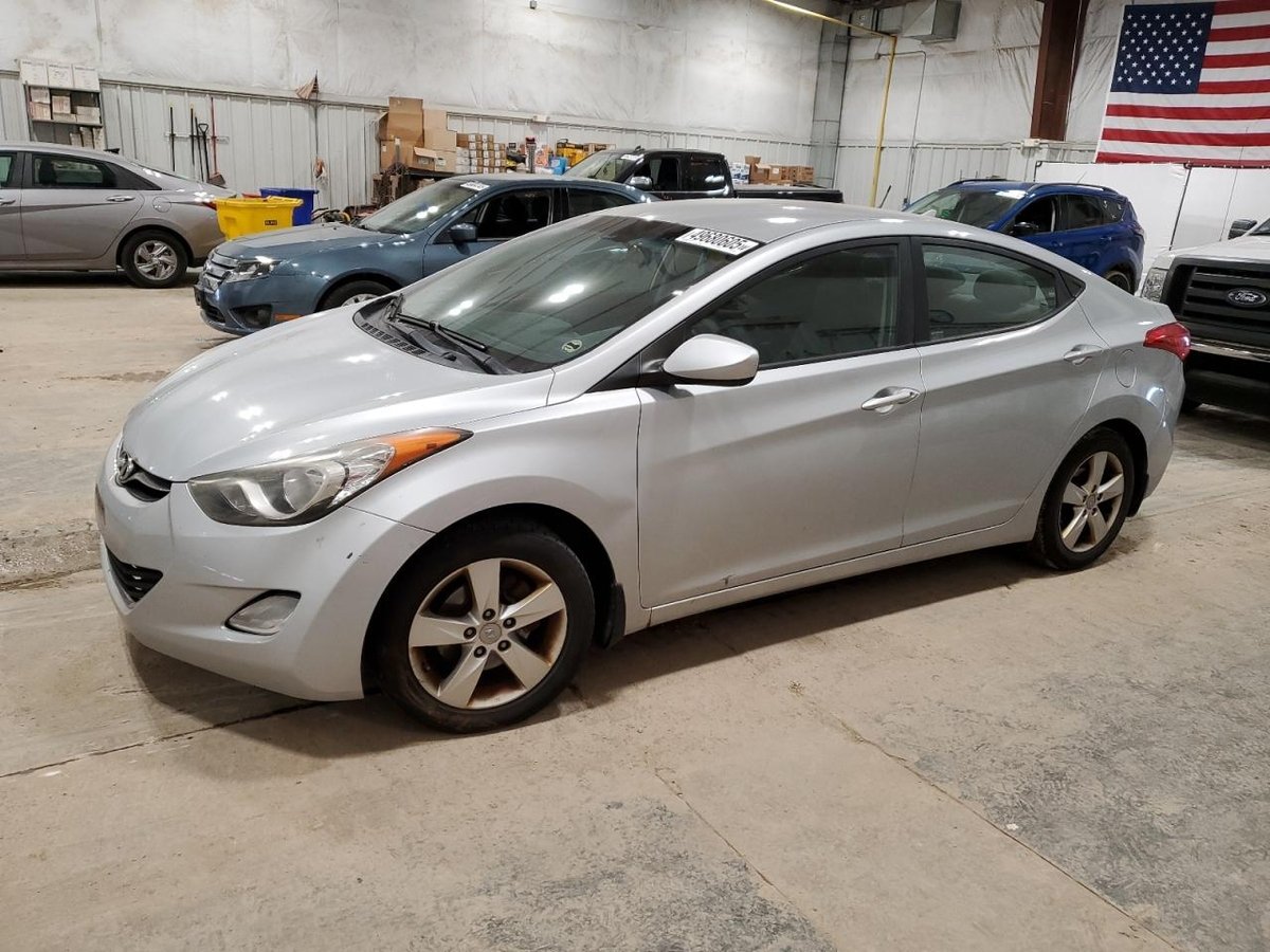 HYUNDAI ELANTRA , 2012