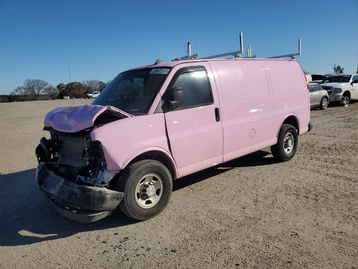 CHEVROLET EXPRESS , 2020