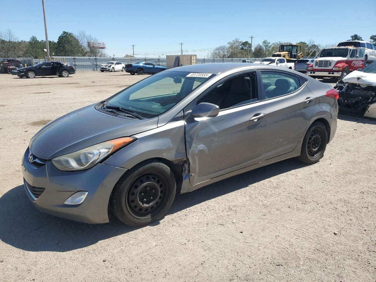 HYUNDAI ELANTRA , 2013