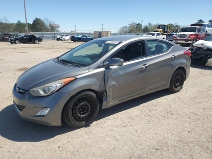 ELANTRA 