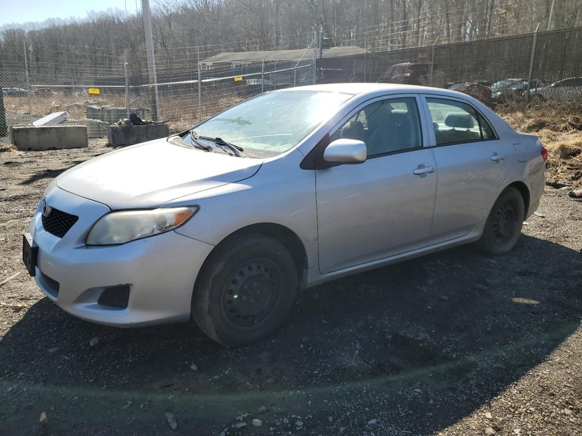 TOYOTA COROLLA , 2010
