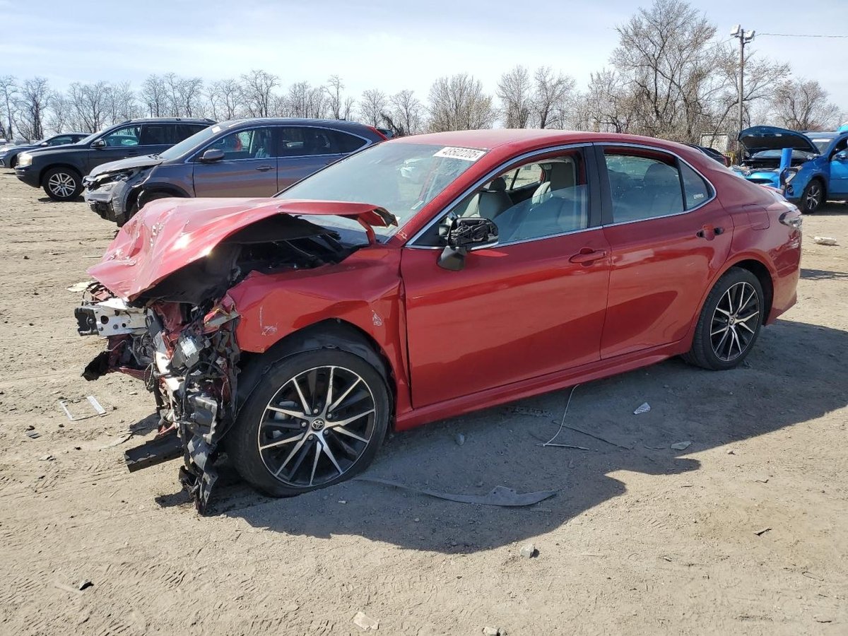 TOYOTA CAMRY , 2022