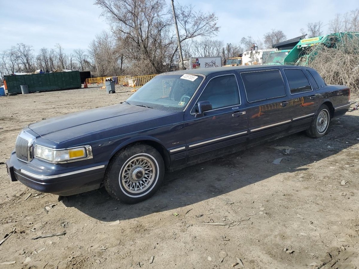 LINCOLN CONTINENTL , 1997