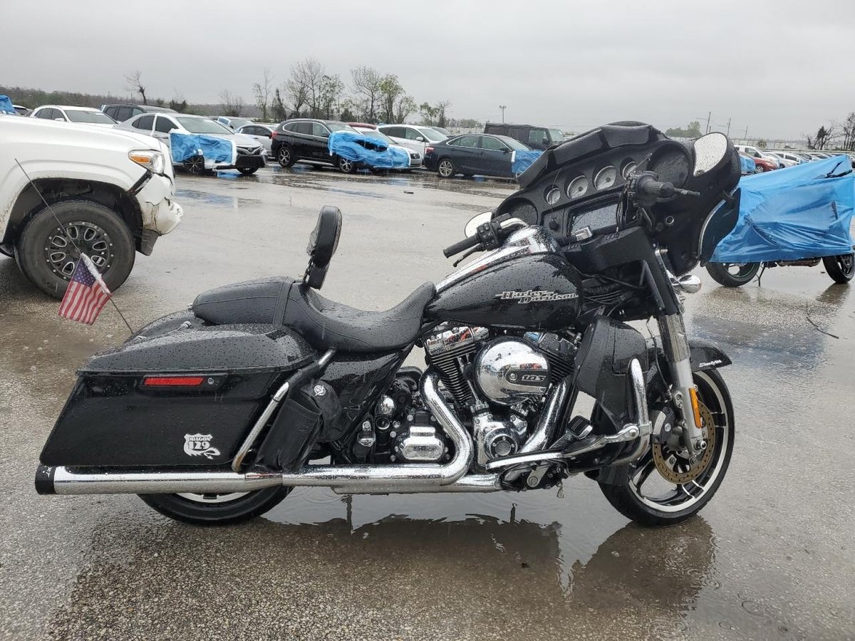 HARLEY-DAVIDSON FL , 2016