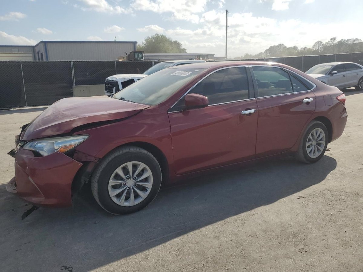 TOYOTA CAMRY , 2017