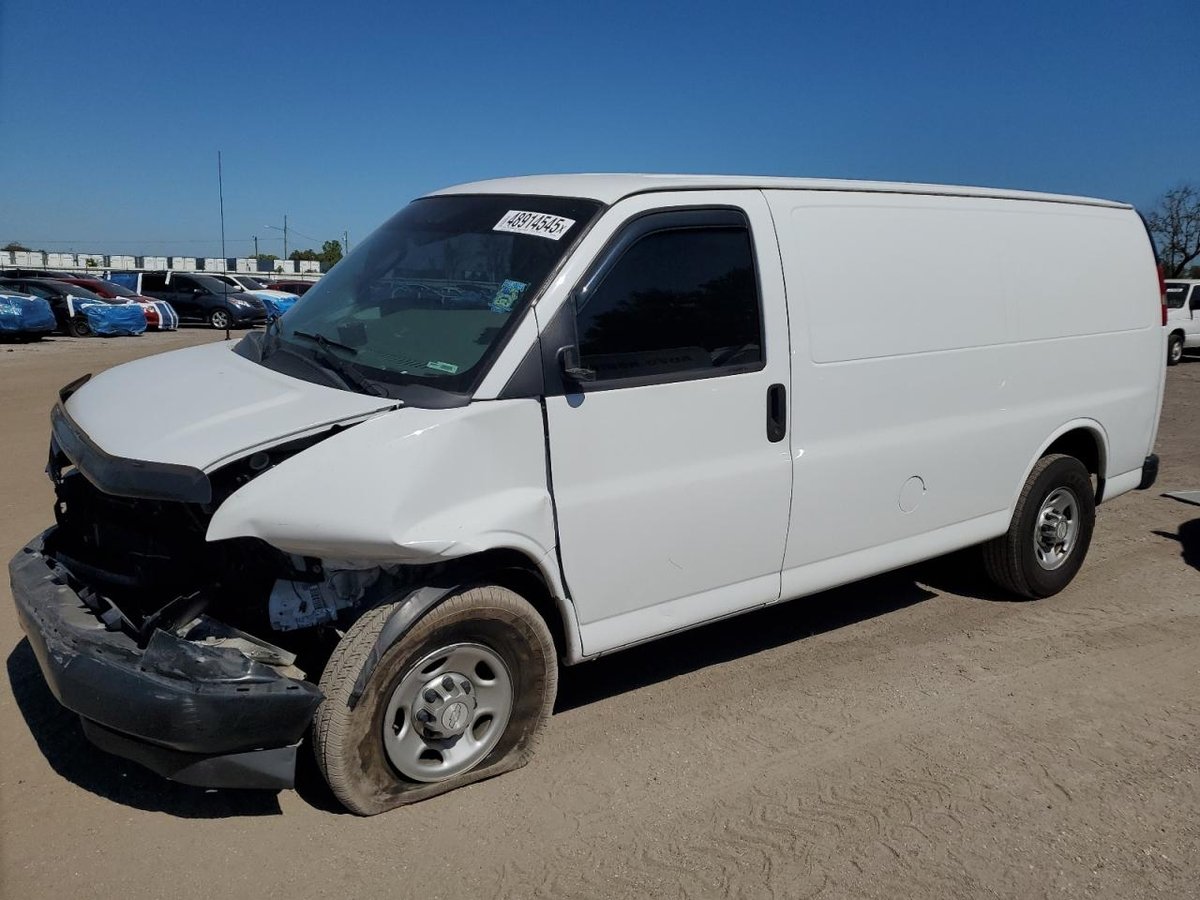 CHEVROLET EXPRESS , 2017