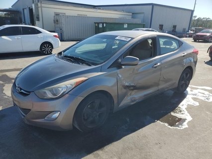 ELANTRA 