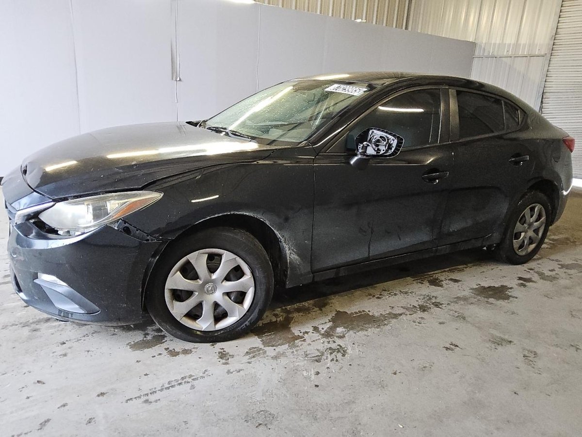 MAZDA 3 , 2015