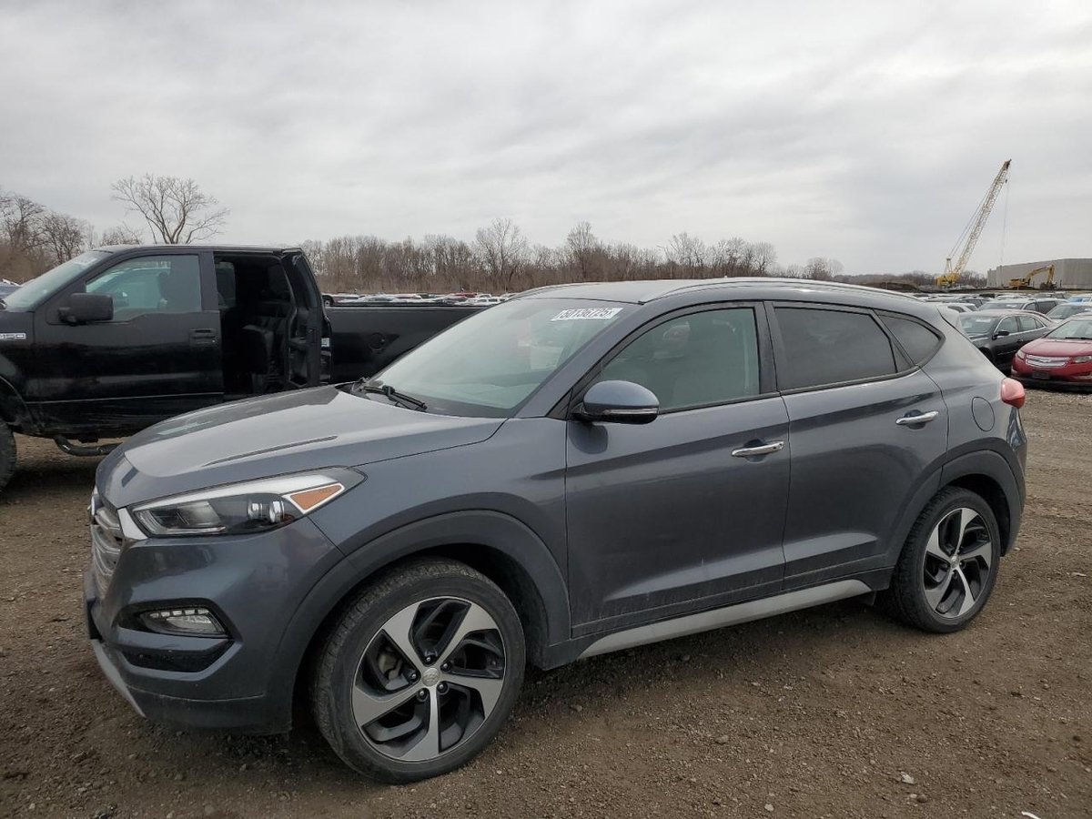 HYUNDAI TUCSON , 2017