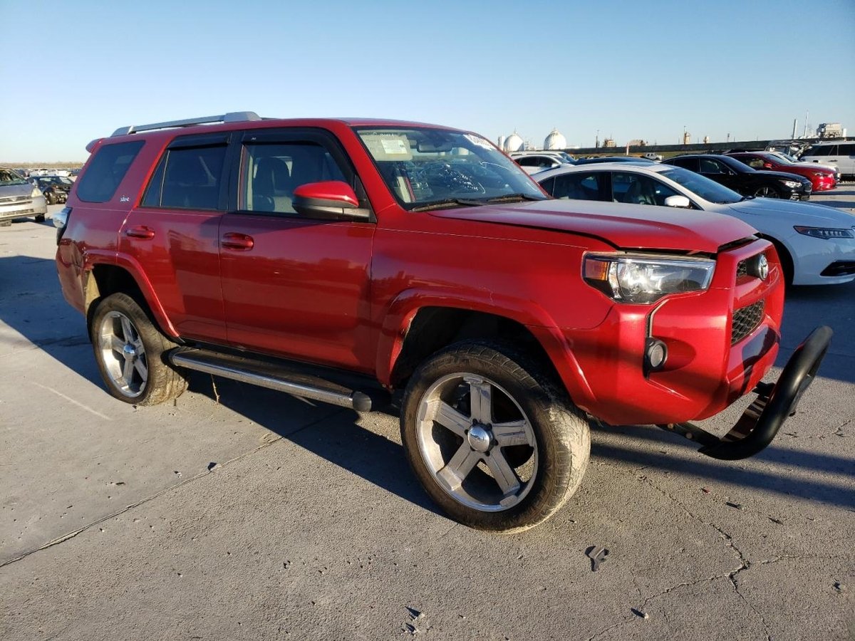 TOYOTA 4RUNNER SR 4RUNNER SR, 2018