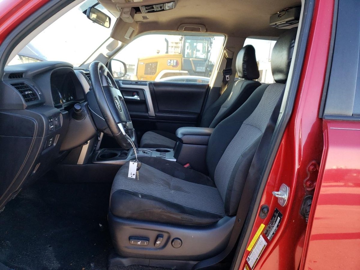 TOYOTA 4RUNNER SR 4RUNNER SR, 2018