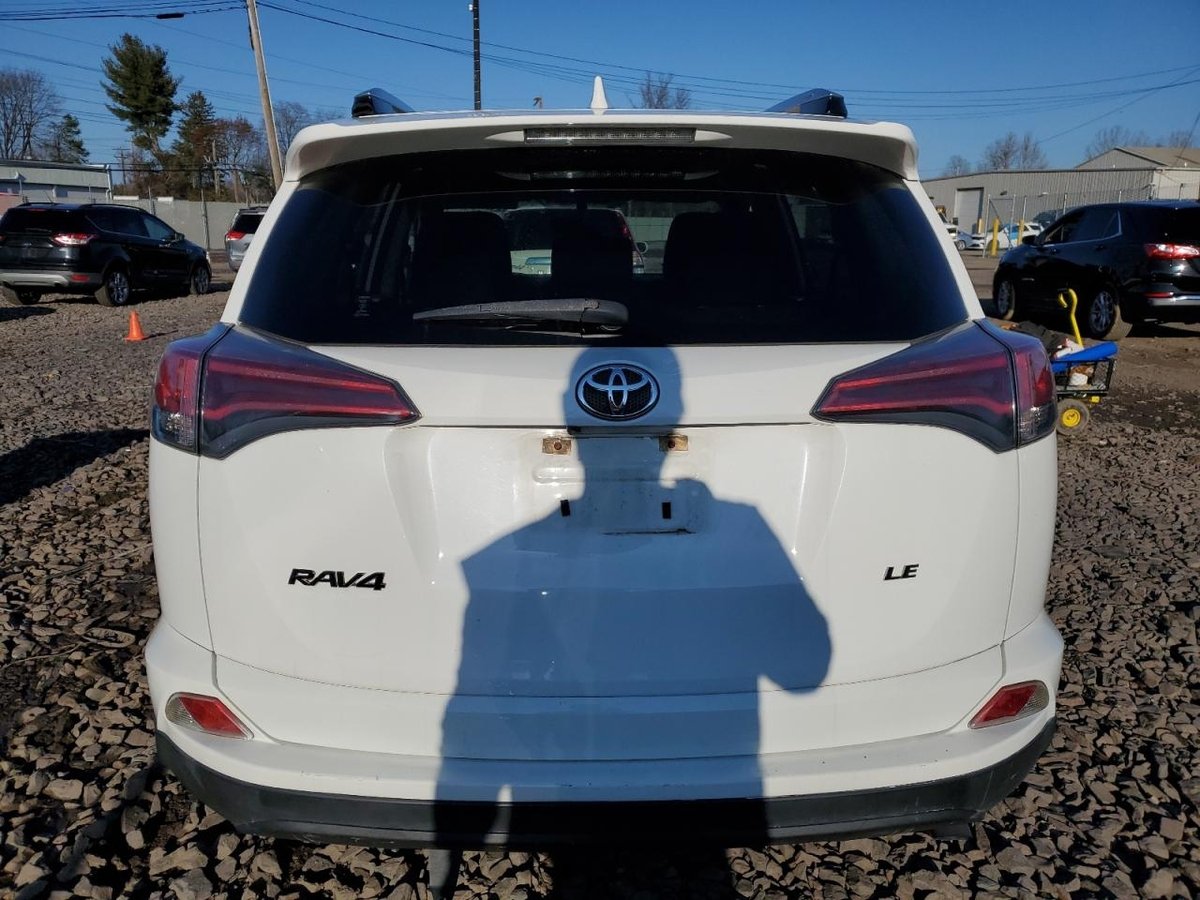 TOYOTA RAV4 LE, 2016