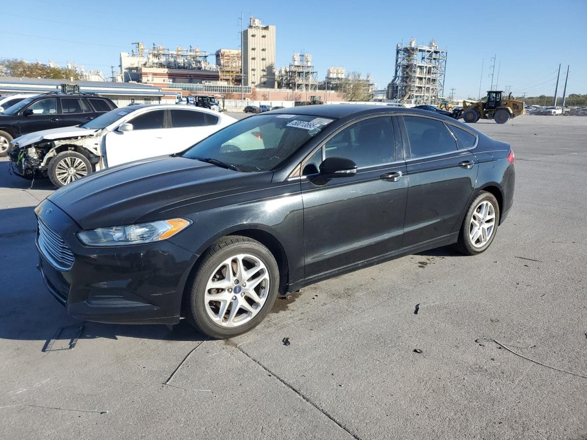FORD FUSION , 2014