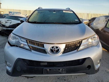 TOYOTA RAV4 XLE, 2014