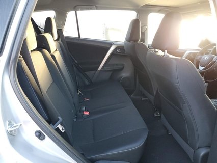 TOYOTA RAV4 XLE, 2014