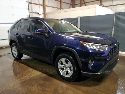 TOYOTA RAV4 XLE, 2021