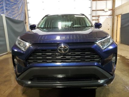 TOYOTA RAV4 XLE, 2021