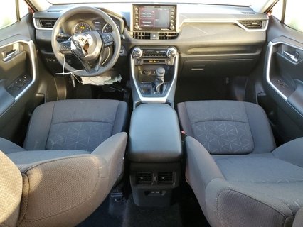 TOYOTA RAV4 XLE, 2021