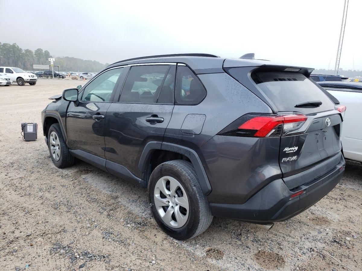 TOYOTA RAV4 LE, 2020