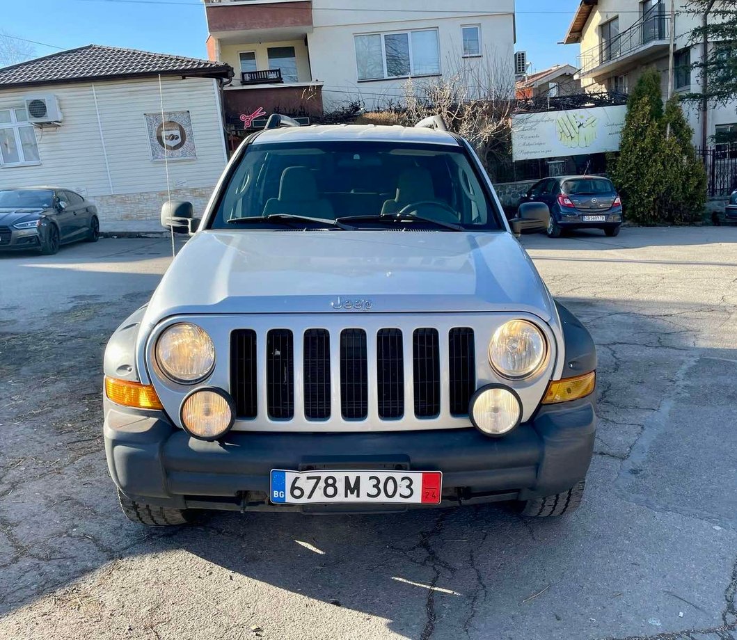 JEEP LIBERTY , 2006