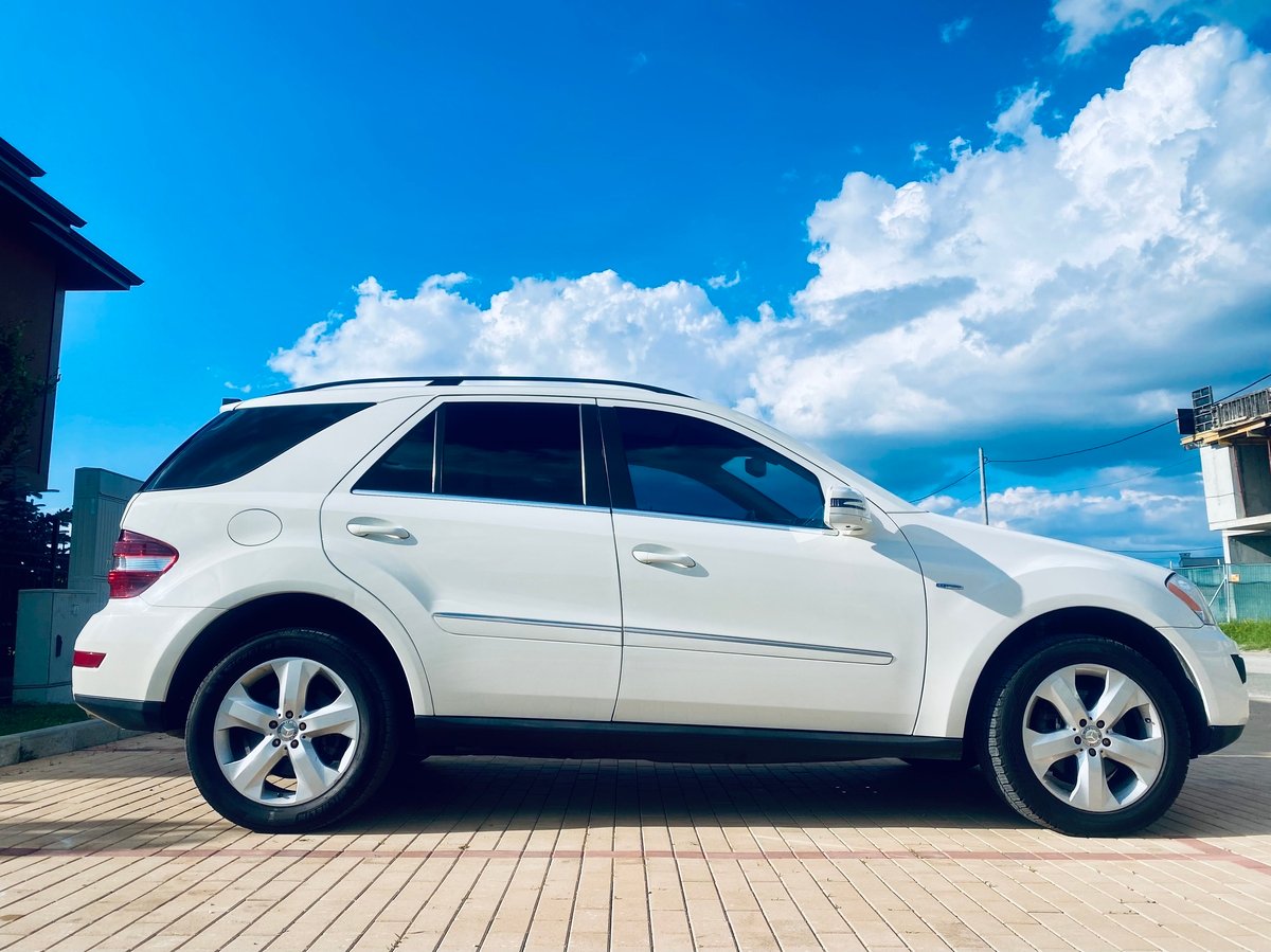 MERCEDES-BENZ  ML 3.5 Bluetec/Blueefficiency , 2011
