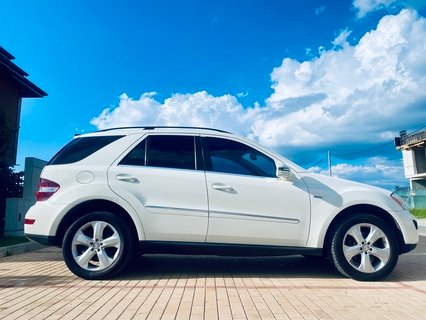 MERCEDES-BENZ  ML 3.5 Bluetec/Blueefficiency , 2011
